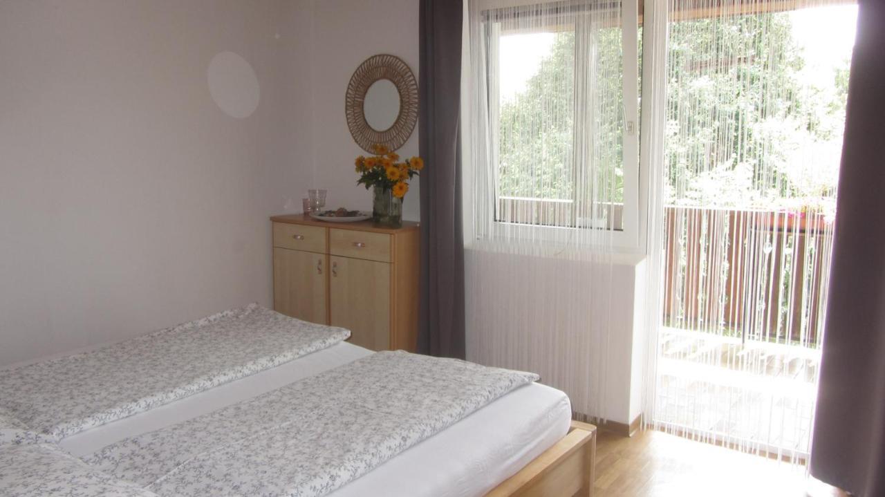 Appartement Am See Podersdorf am See Exteriör bild